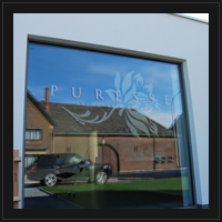 zandstraalfolie, melkglasfolie, privacy folies, zandstraalfolie, frosted folie, folie frost, zandstraalfolies, melkglas, melkglasfolies, plaatsing zandstraalfolie, plaatsing melkglasfolie